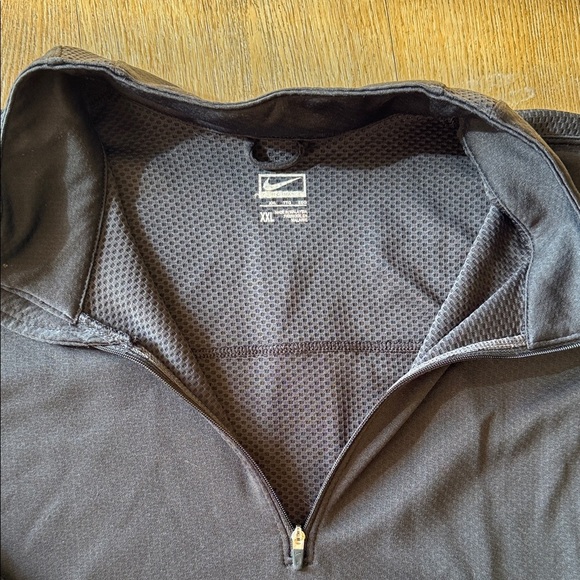 Nike Black Long-Sleeve Quarter-Zip Top XXL - Picture 6 of 7